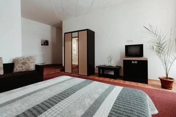 Фотографии Гостевой дом Casa Preturii г. Tîrgu Lăpuş (Румыния) №4 Фото Гостевой дом Casa Preturii г. Tîrgu Lăpuş 4