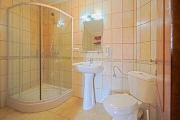 Фото номера Стандартный двухместный номер с 1 кроватью Гостевой дом Casa Preturii г. Tîrgu Lăpuş 10